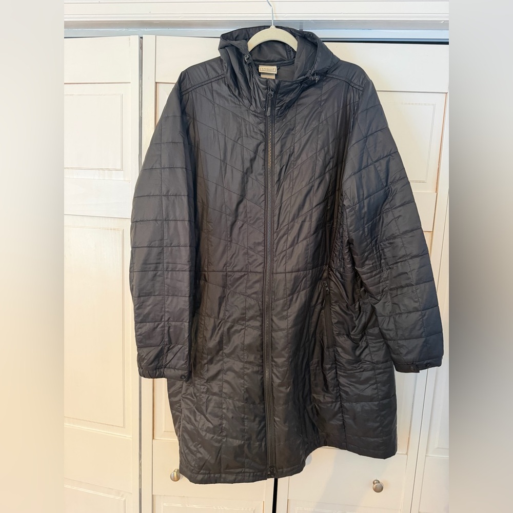 L.L. Bean Women's Black Primaloft Hooded Puffer Coat - 2X